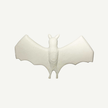 100526 IBB 3D Target Flying albino Bat - snow white