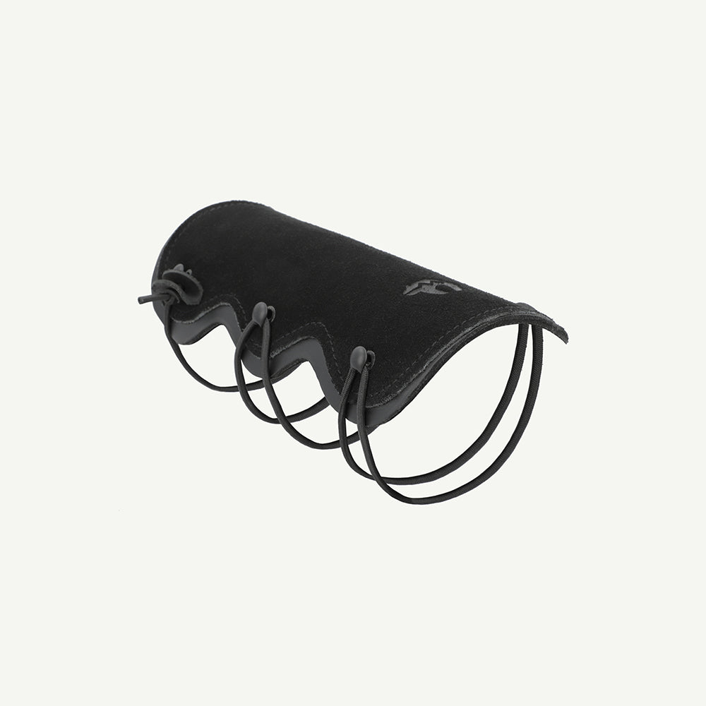 100031 Armguard Dark